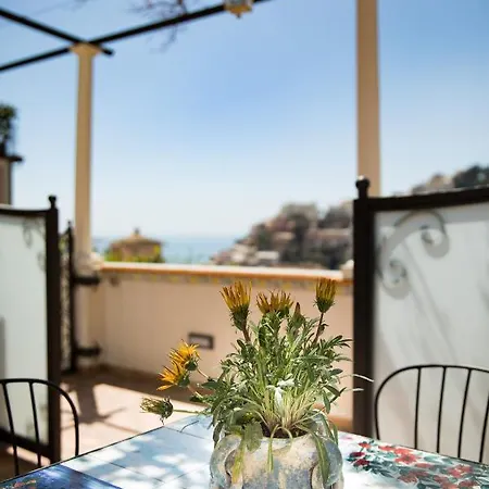 Konukevi Yourhome - Relais Il Sogno Di 3*